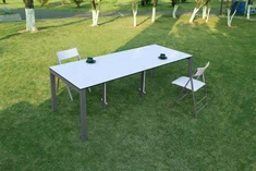 Tabella tal-pranzu ta 'barra Taljana estiża